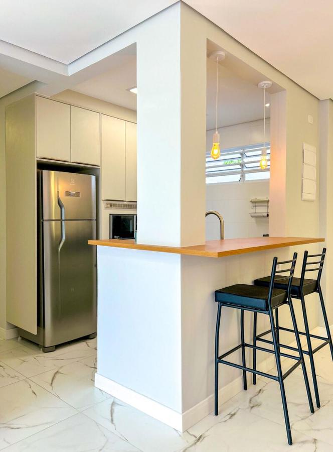 Apartamento Apto Confortavel E Estiloso Com Wi-fi A Beira Mar Santos (Sao Paulo)